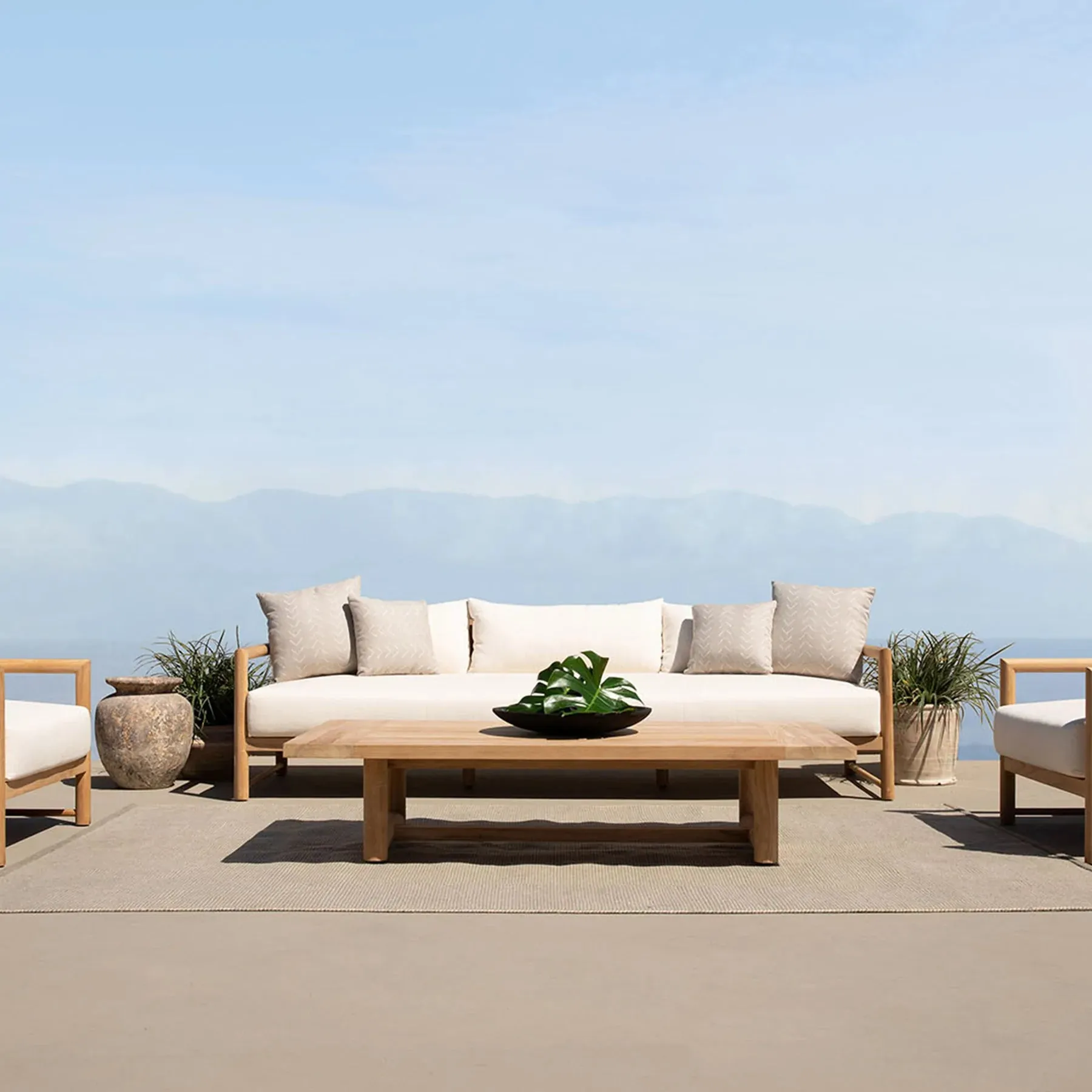 BREEZE XL TEAK COFFEE TABLE