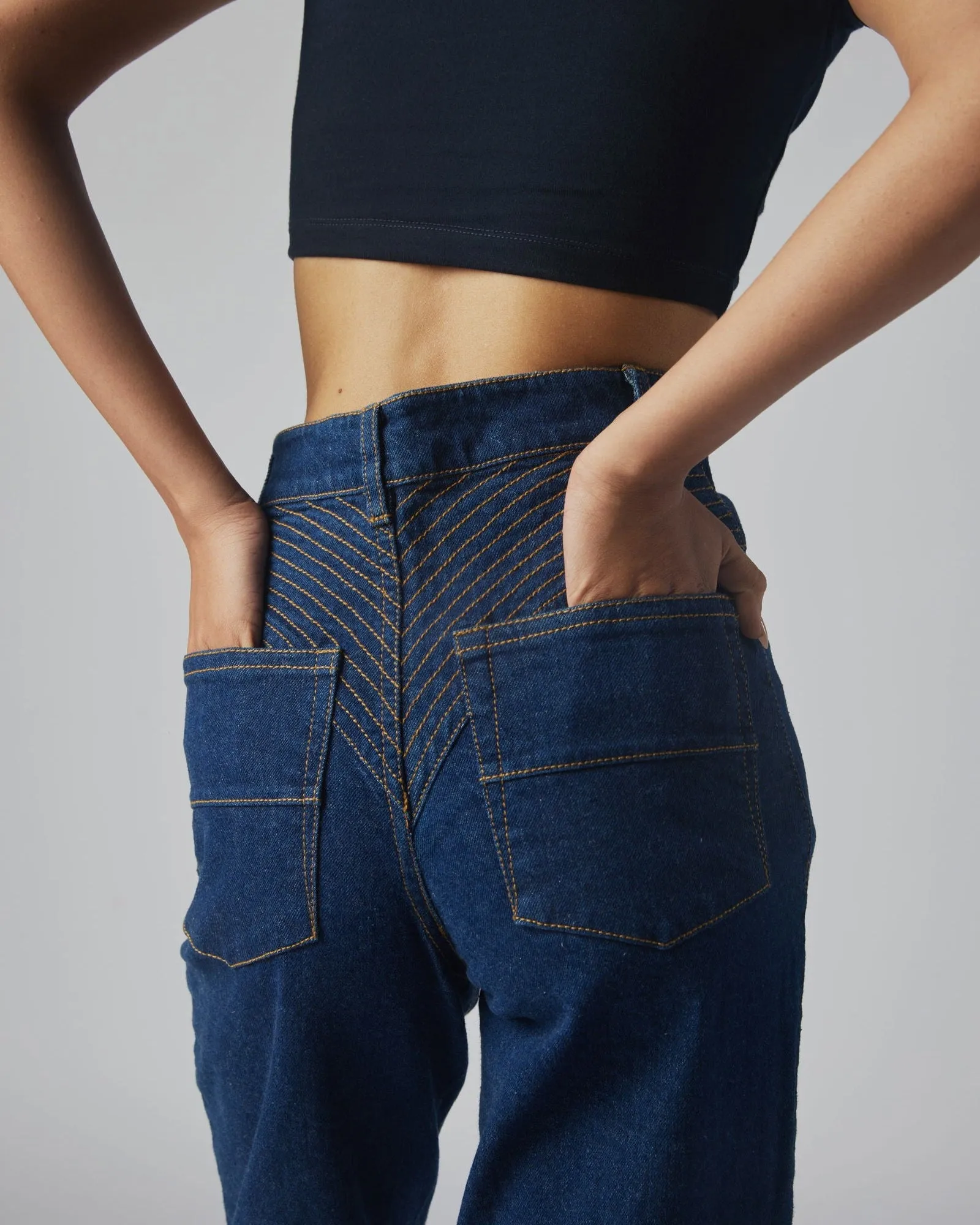 KNEE PATCH JEANS