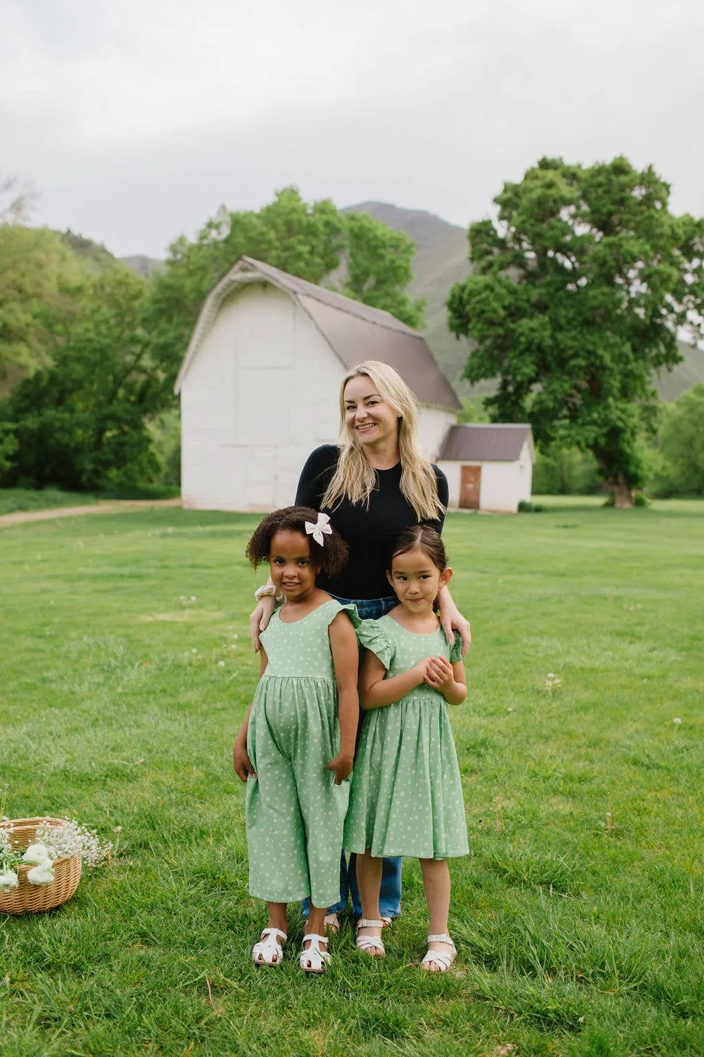Olivia Dress in Green Daisy
