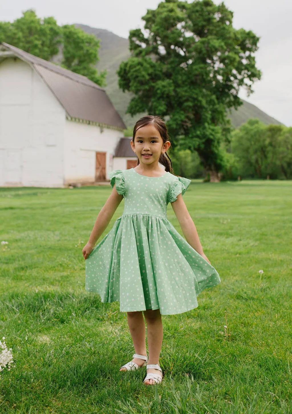 Olivia Dress in Green Daisy