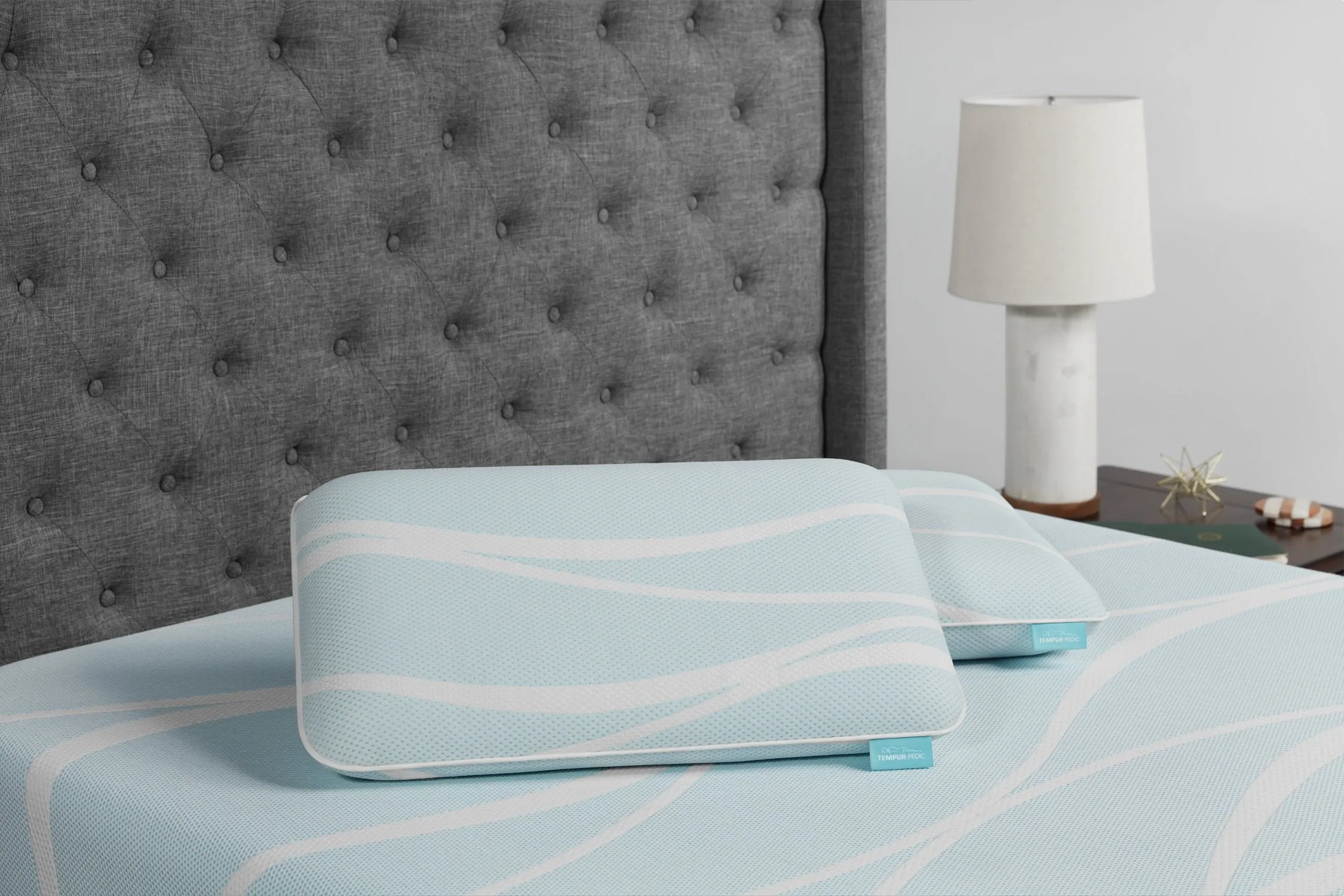Tempur-Pedic TEMPURbreeze ProLo   Advanced Cooling Pillow