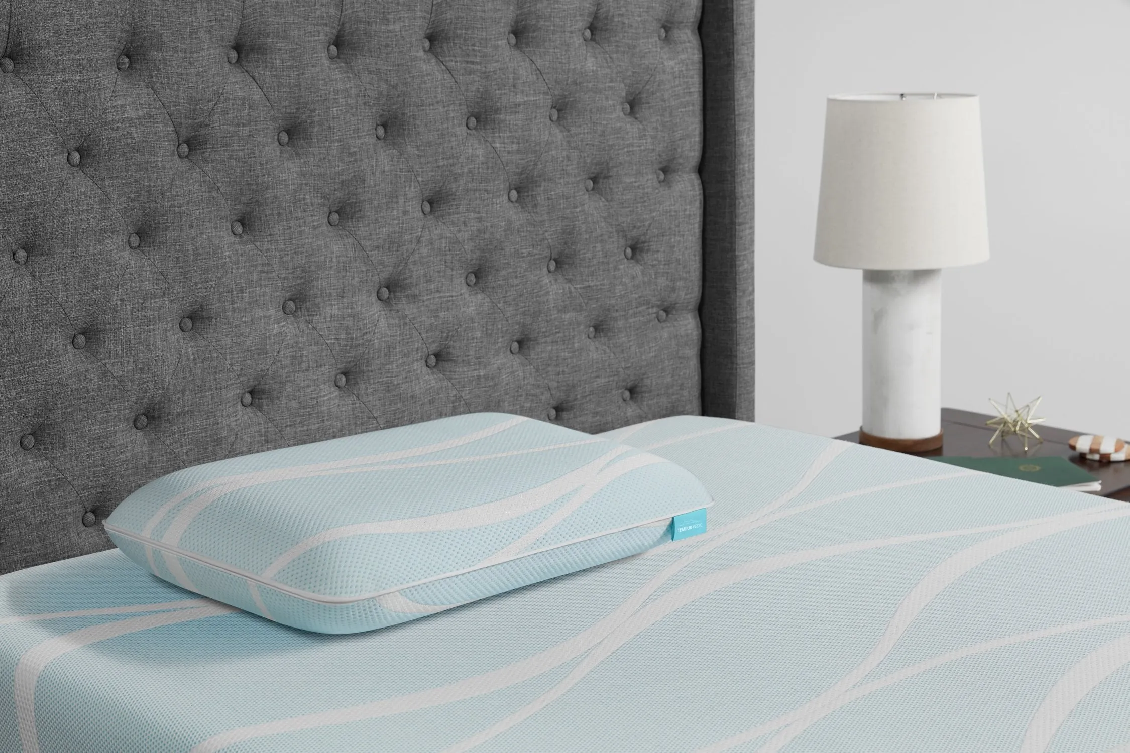 Tempur-Pedic TEMPURbreeze ProLo   Advanced Cooling Pillow