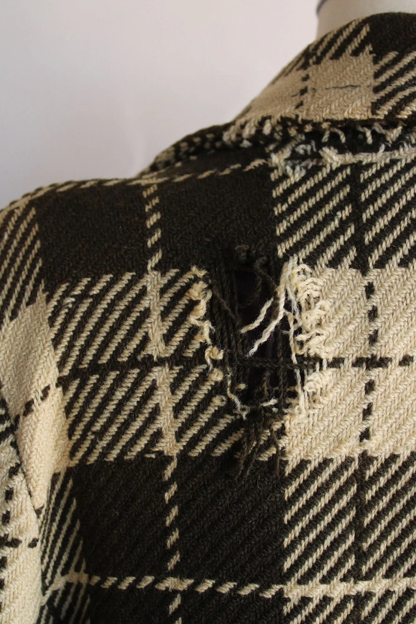 Vintage 1940s 1950s Mens Jacket by Gardiner of Scotland in Brown Tartan Plaid Wool